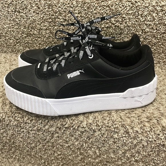 Shoes - Women’s Puma Platform Sneakers